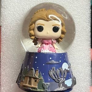 Funko POP mystery minis Hermione Yule Ball Snow Globe